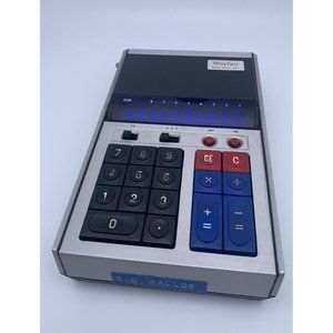 RARE VINTAGE MAYFAIR JAPAN CALCULATOR MODEL NO. 2W01B W CASE , WORKS